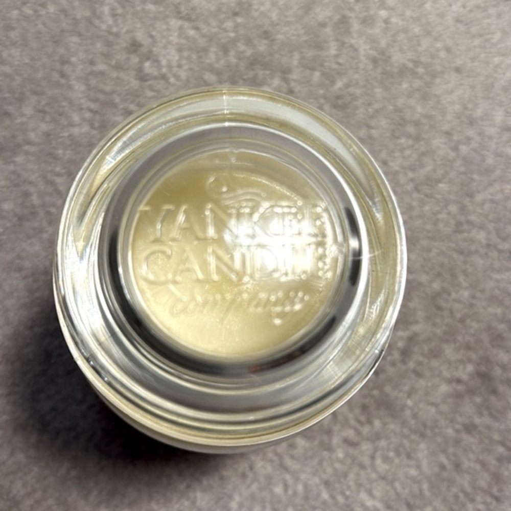 NEW YankeeCandle Large 22 OZ Penn State Jar Candle- Clean Cotton Scent - Picture 3 of 7